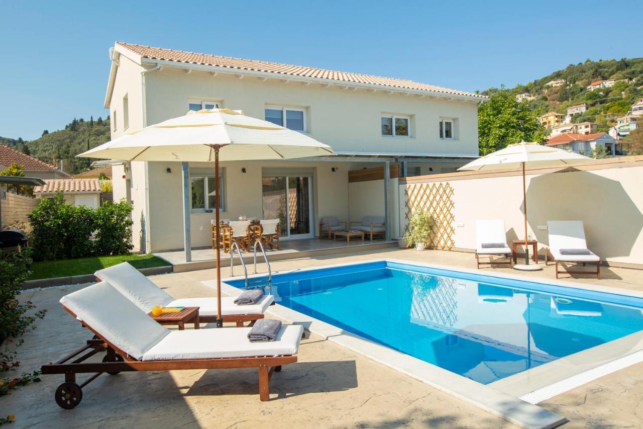 Grappolo Lefkada Villas - Villa Vertzami Just 2 Km From Lefkada Town Apolpaina ภายนอก รูปภาพ