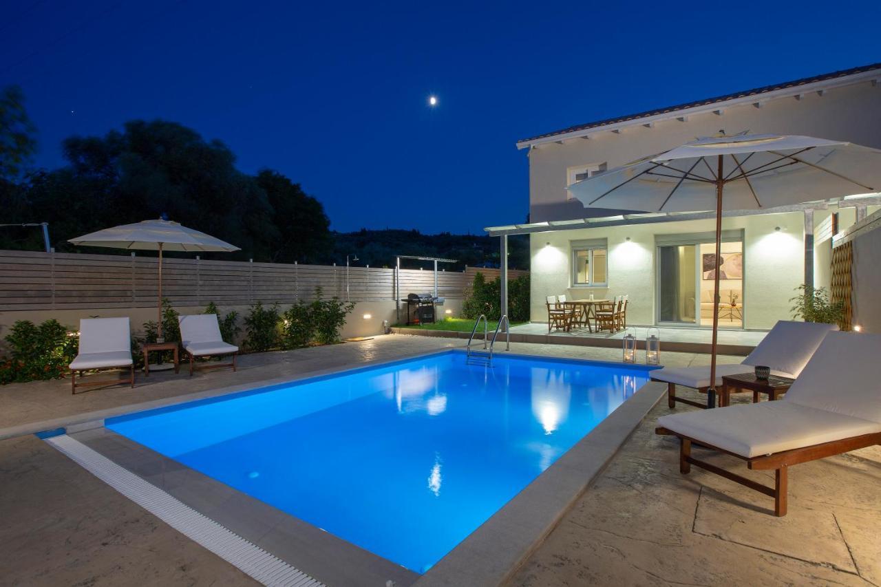 Grappolo Lefkada Villas - Villa Vertzami Just 2 Km From Lefkada Town Apolpaina ภายนอก รูปภาพ